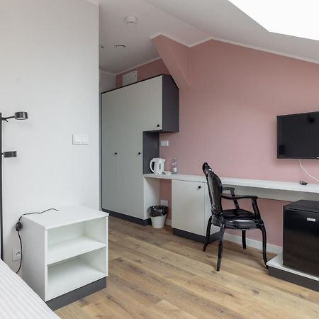 Ae Hostel Nowy Swiat Warszawa Eksteriør billede