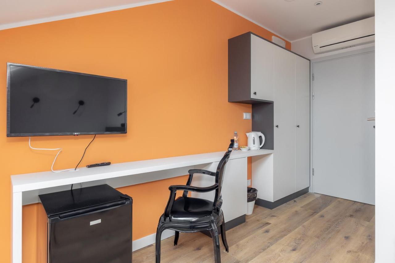 Ae Hostel Nowy Swiat Warszawa Eksteriør billede